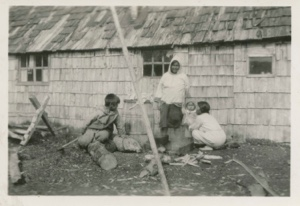 Image: Eskimo [Inuit] family